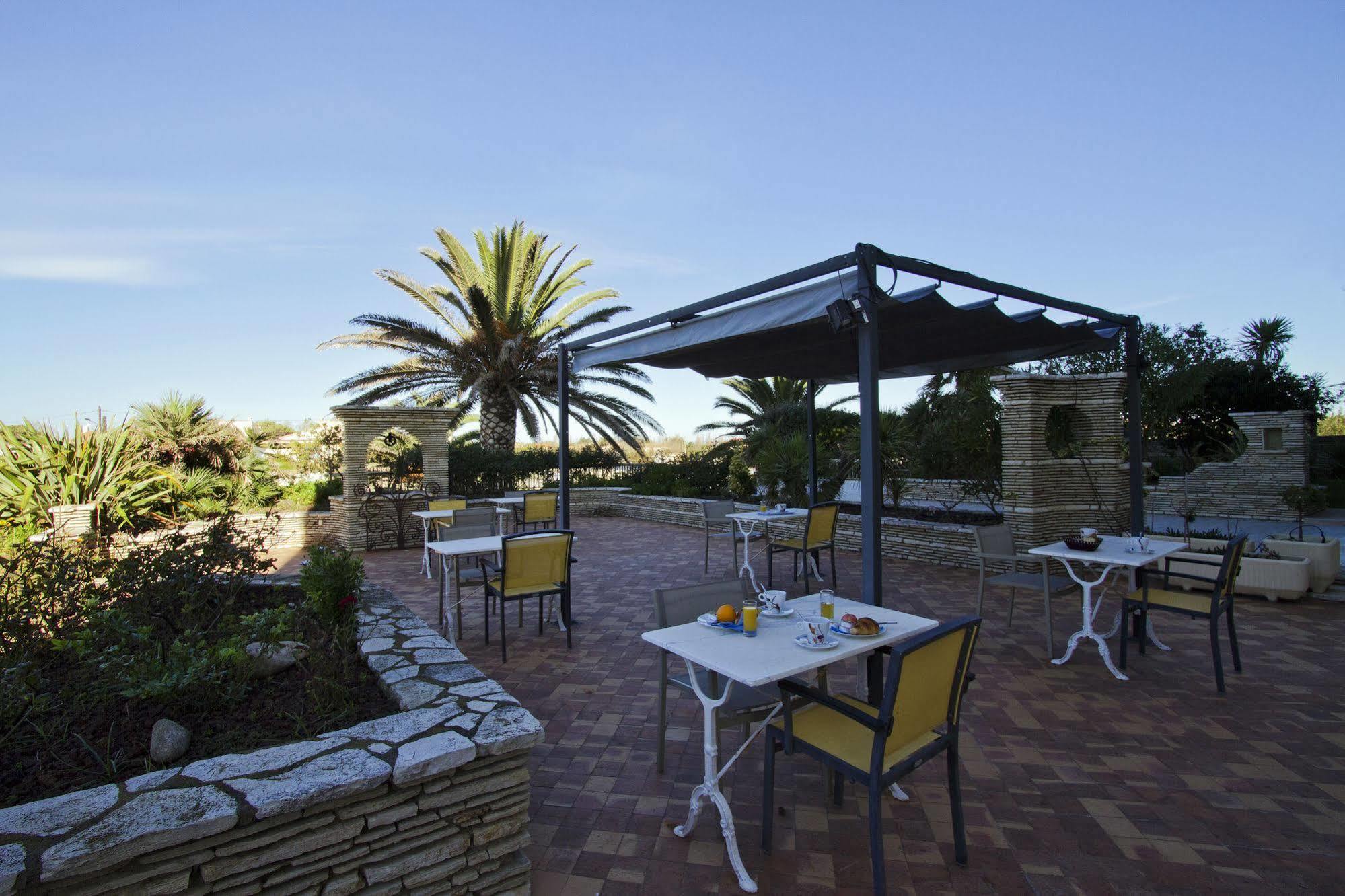 Hotel Le Richmont Marseillan  Εξωτερικό φωτογραφία